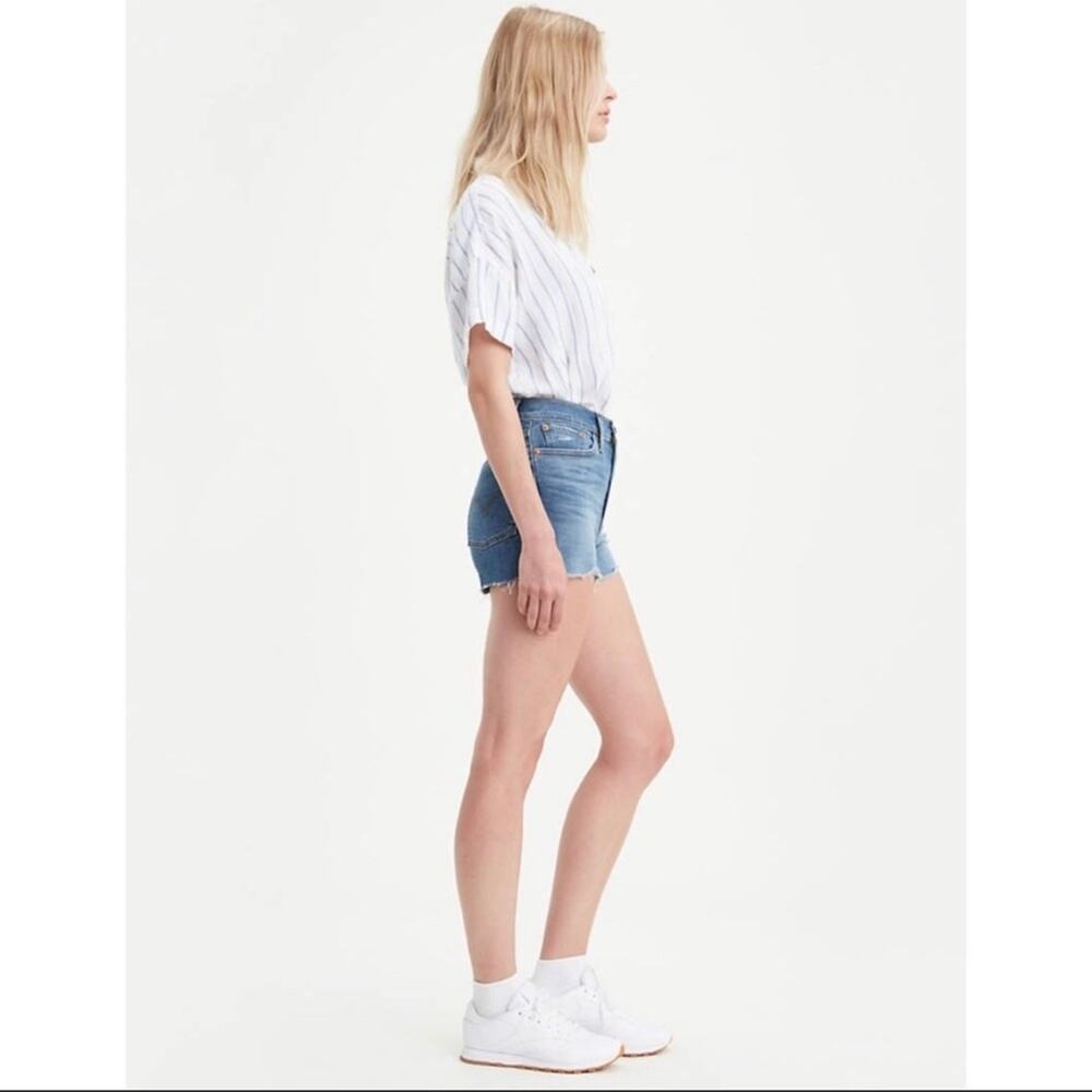 Levi’s Shorts NWT High Rise Distressed Cut-Off Jean Raw Hem Denim Stretch 4/27 - Picture 5 of 6
